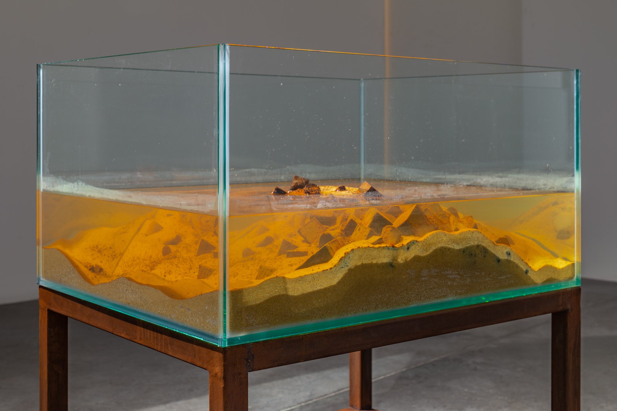 Kerem Ozan Barayktar, Respiration, 2019, 40 x 80 x 60 cm, sand, water and iron