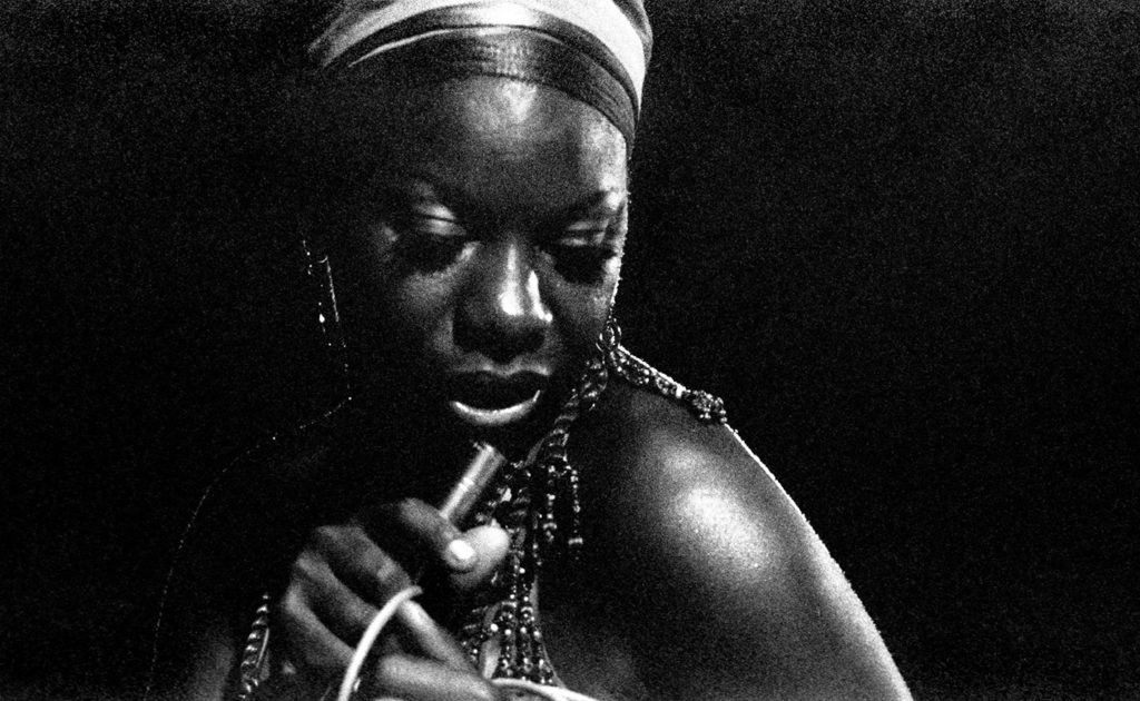 Nina Simone sur scène au festival panafricain d'Alger, 1969