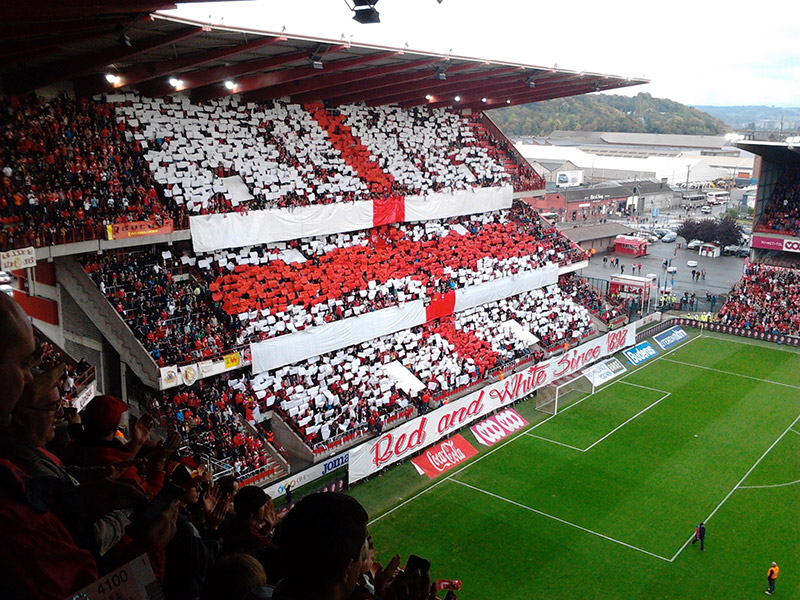 Tribune des tifosi du Standard de Liège